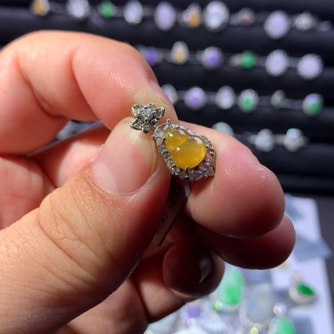 银S925镶嵌翡翠耳饰葫芦