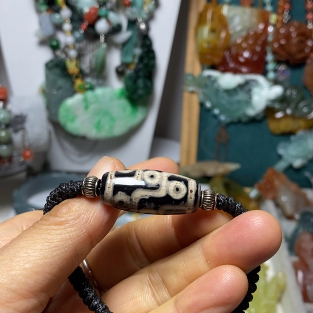 【闪购商品】翡翠吊坠(赠链)未镶嵌