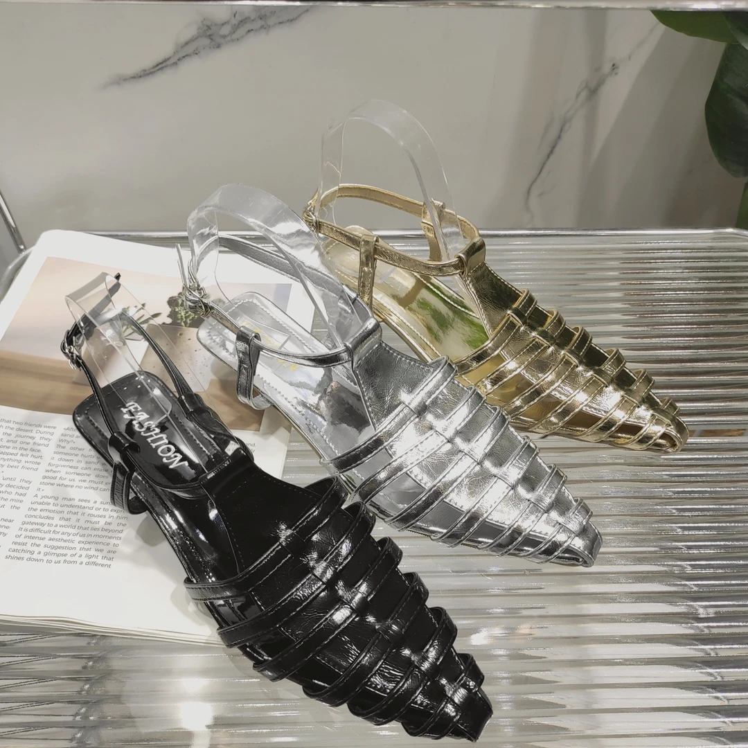 复古小众时尚夏新款气质尖头镂空一字带包头凉鞋8802