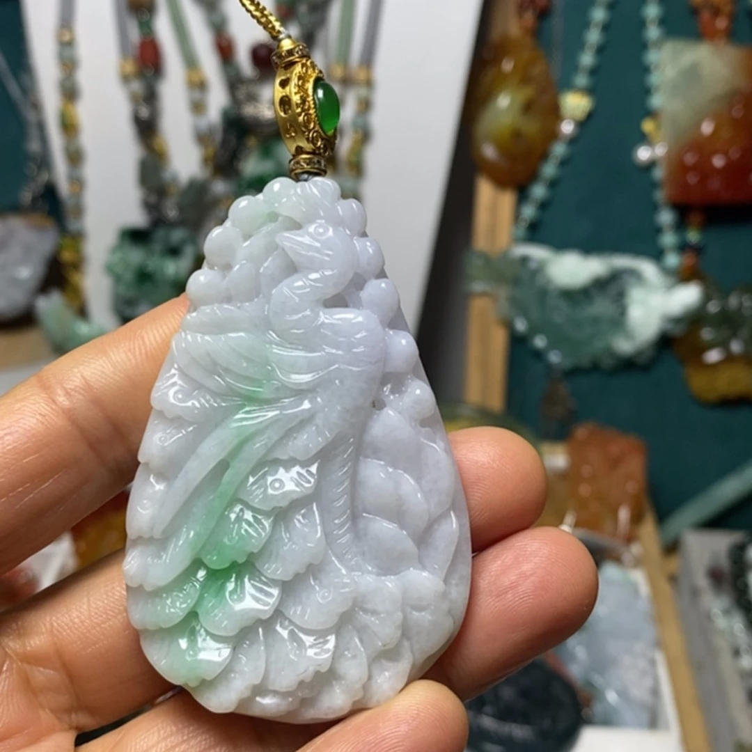 【闪购商品】翡翠吊坠(赠链)未镶嵌