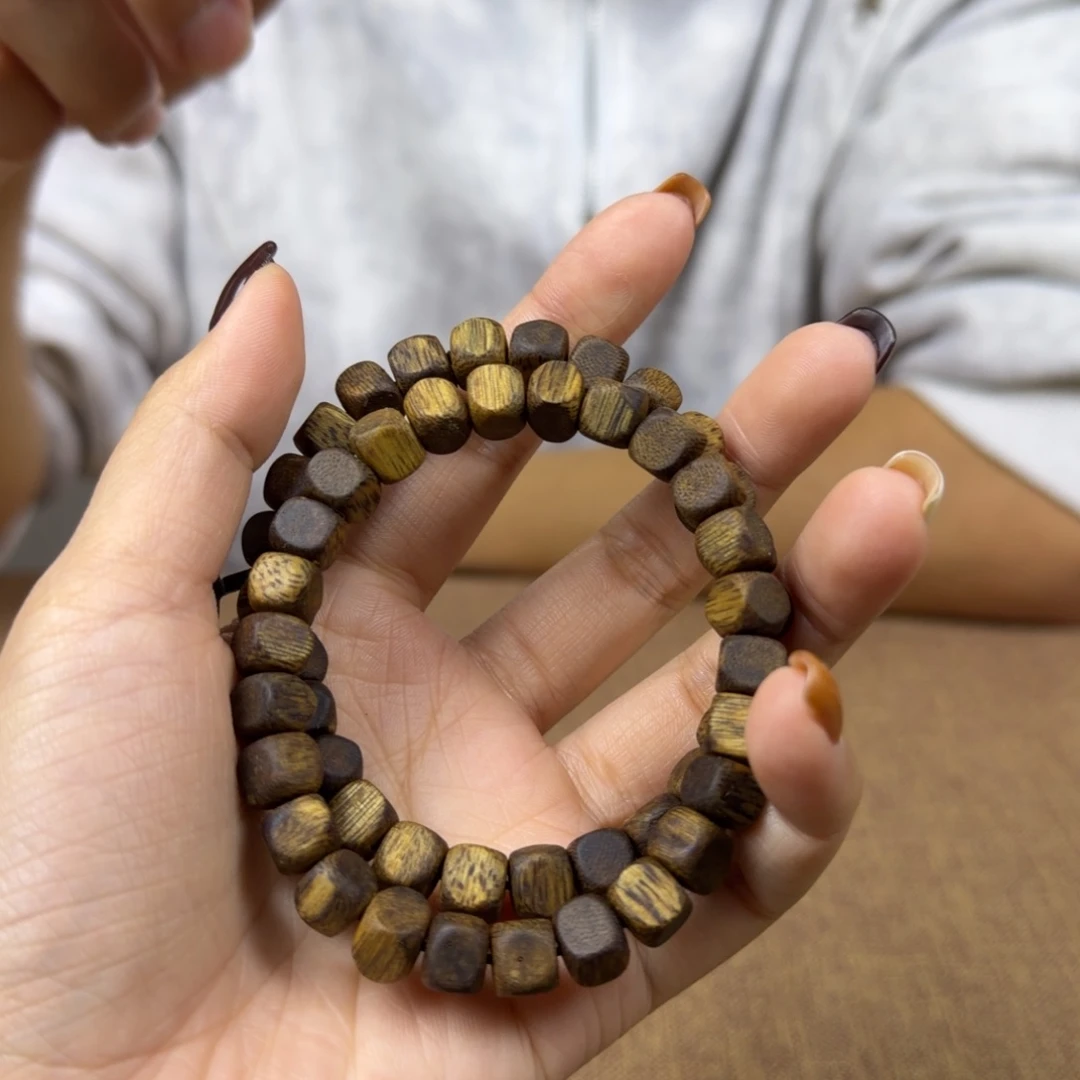 手串沉香方珠7mm6g+