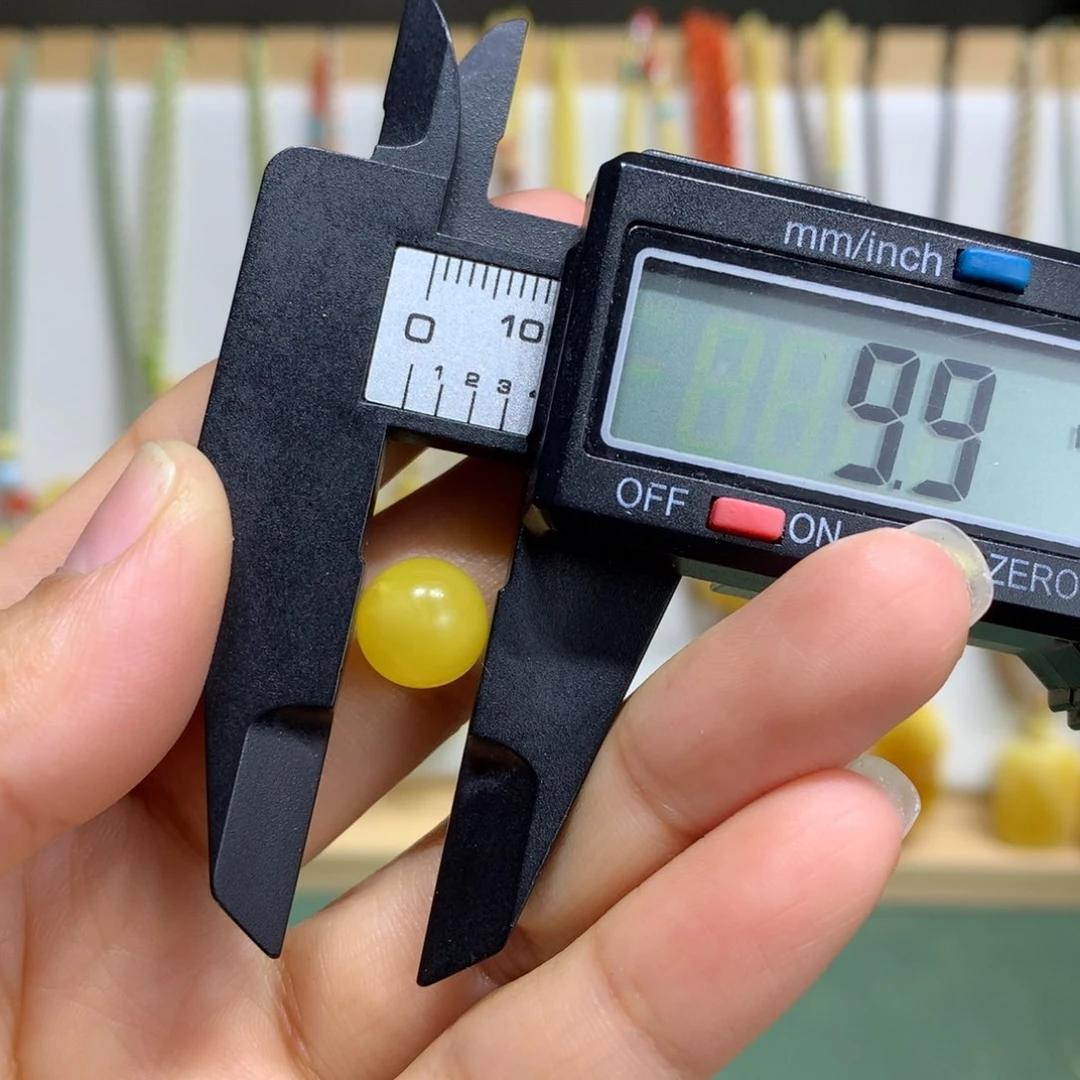 蜜蜡裸石未镶嵌配饰