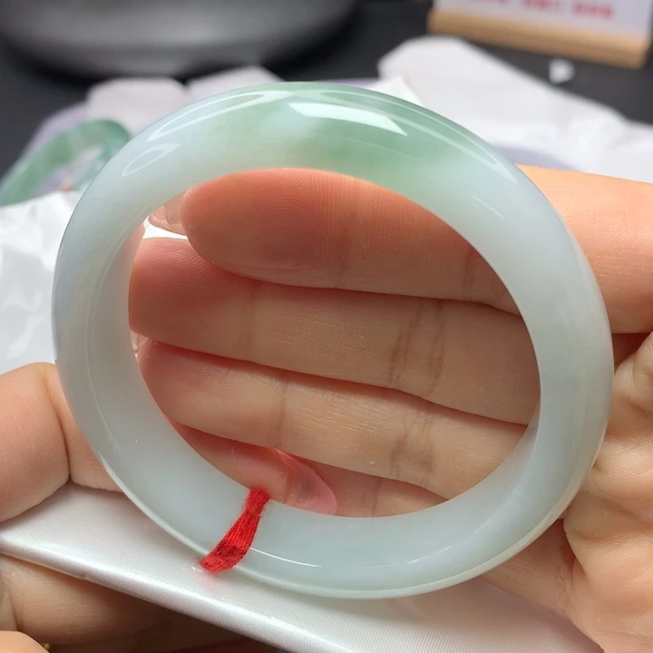 翡翠手镯未镶嵌59596060