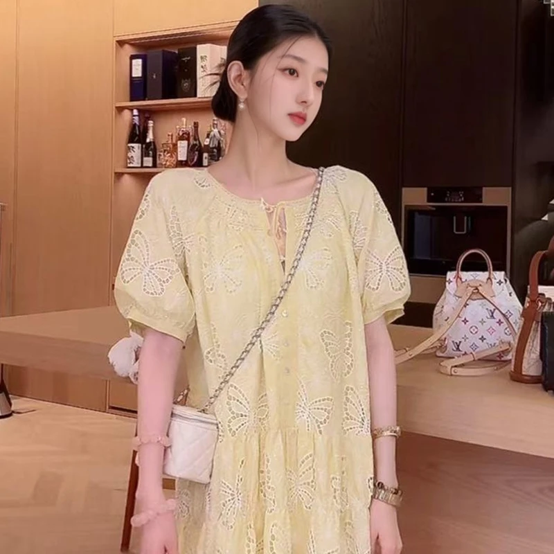 W.WANG绝美高级蝴蝶刺绣气质长裙2025新款宽松小众女装连衣后妈裙