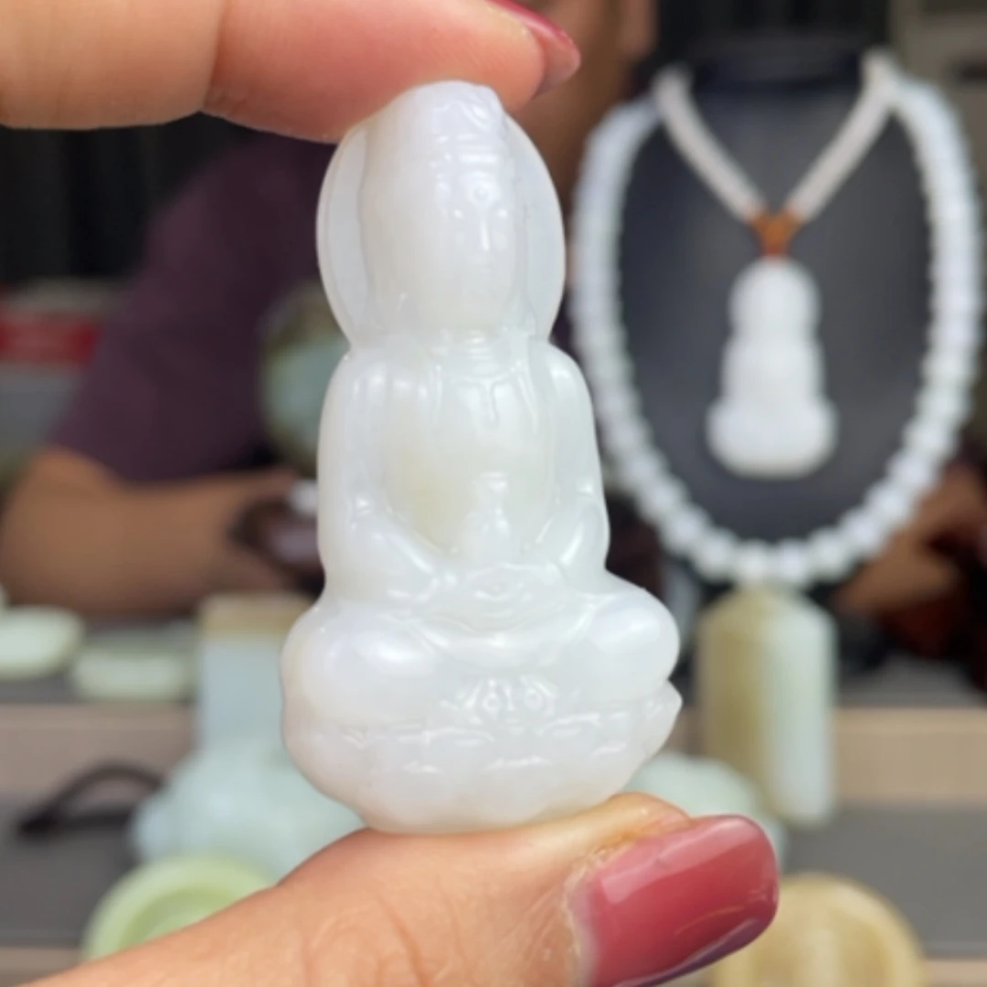 【闪购商品】颈饰未镶嵌和田玉