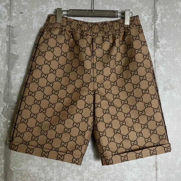 未使用 GUCCI/古驰 46*1/棕色满印logo休闲短裤/11630