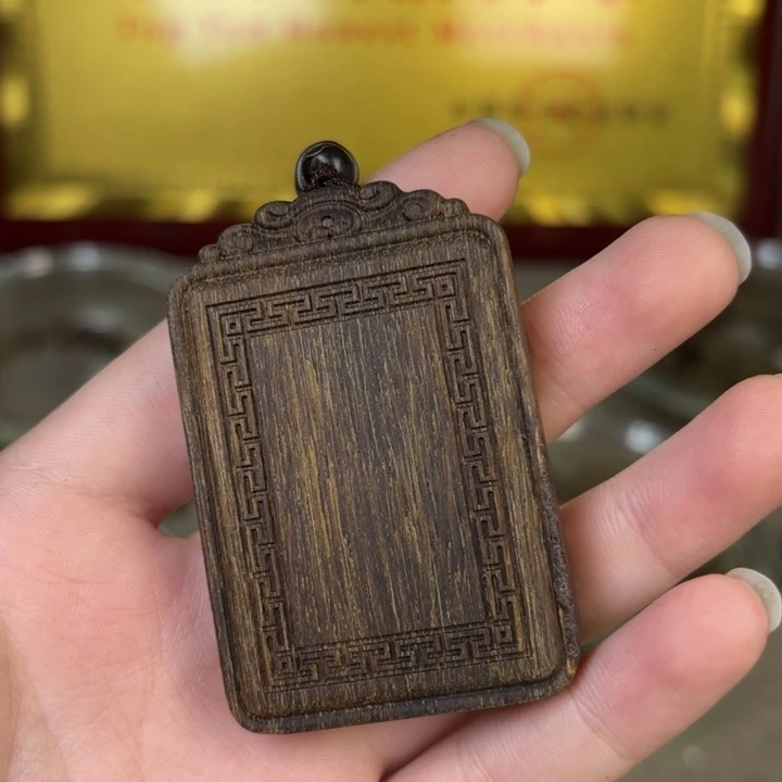 禾***夫沉香芽庄蜜结金丝白奇无事牌