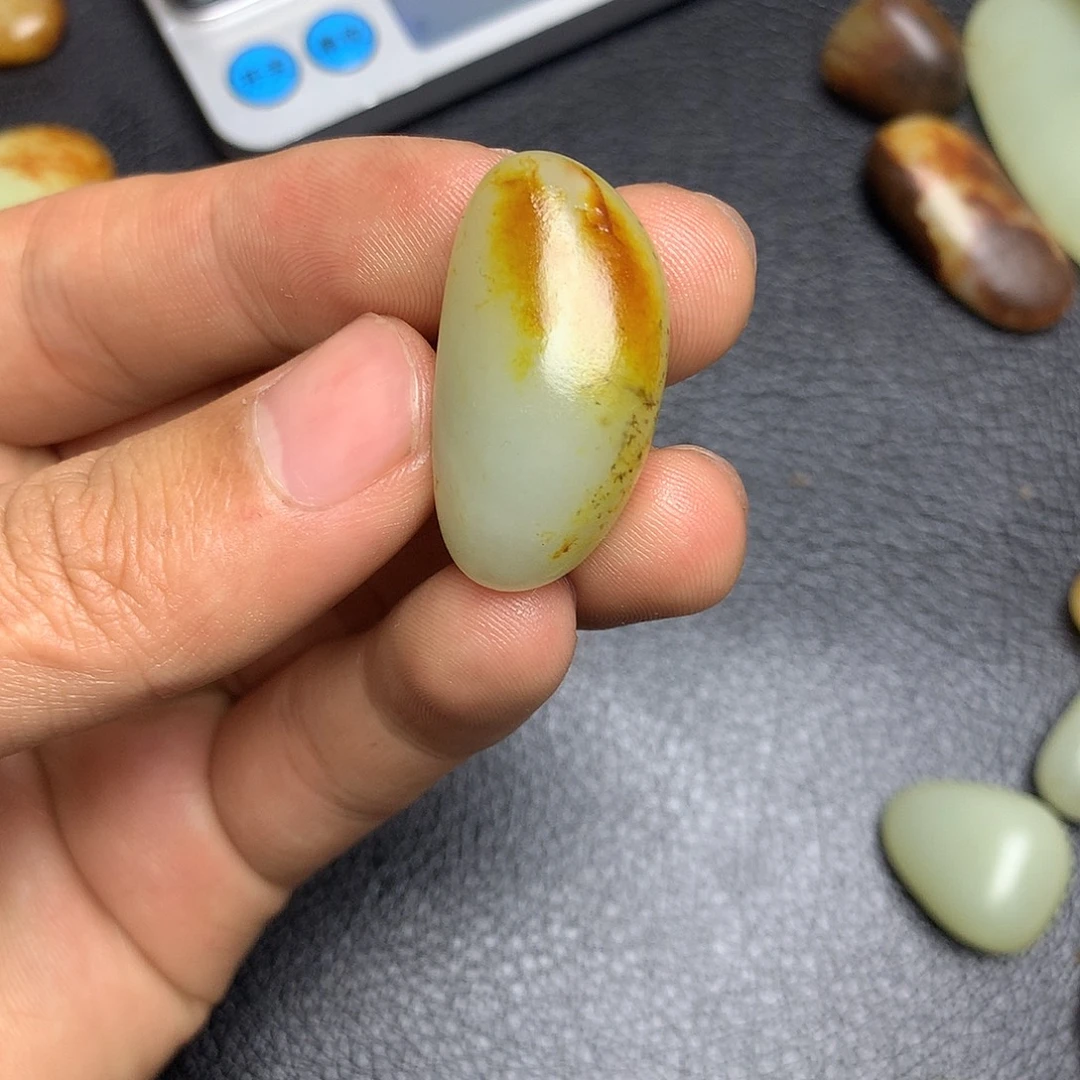和田玉未镶嵌摆件