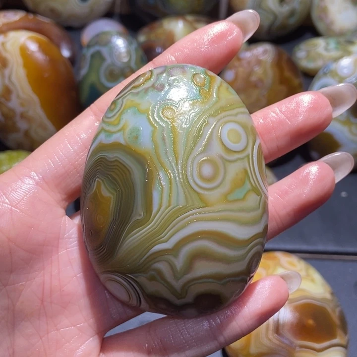 【闪购商品】未镶嵌玛瑙/玉髓珠宝奇石w w