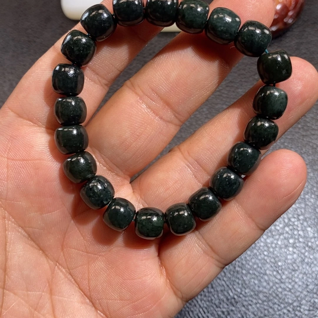 和田玉（糖玉）未镶嵌颈饰吴*文