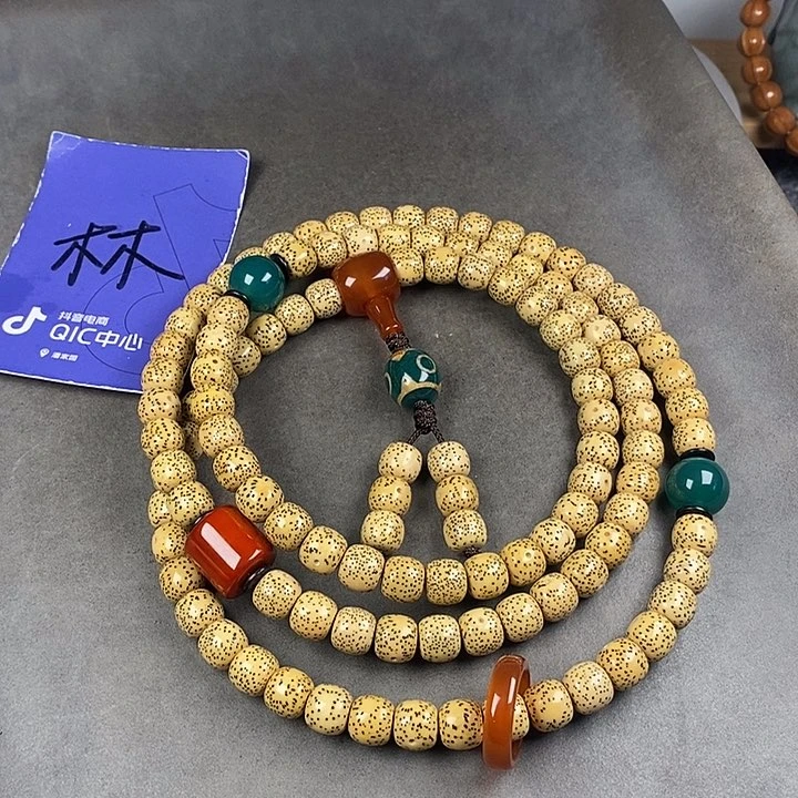 星月菩提吊坠菩提