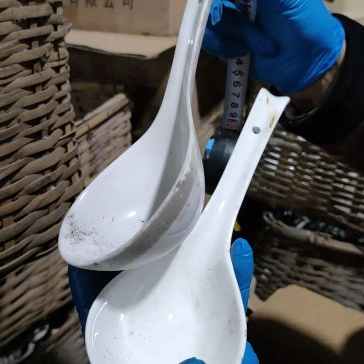 摆件陶瓷盘子碗啥都有