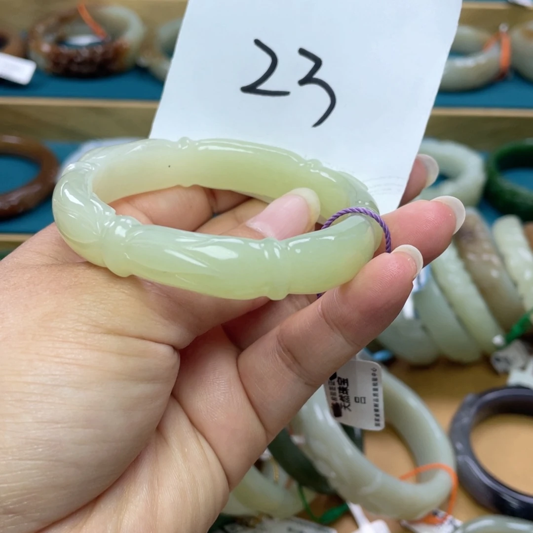 未镶嵌手镯和田玉圈口55+