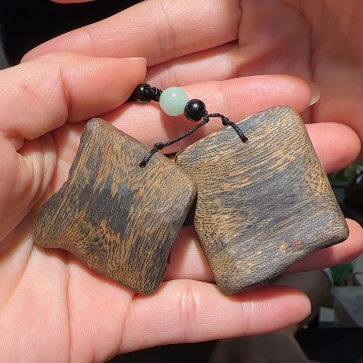 沉香吊坠海南老白棋吊坠18.3克