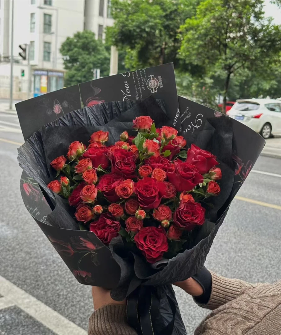 T【红玫瑰+巧克力】一单京东或顺丰送货上门偏远地区发空运