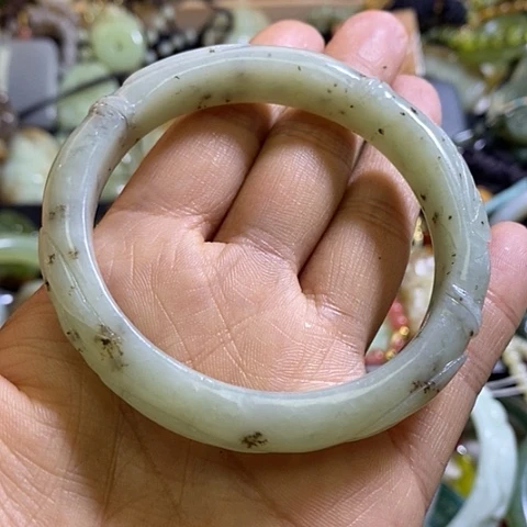 岫玉未镶嵌手镯57-58口径