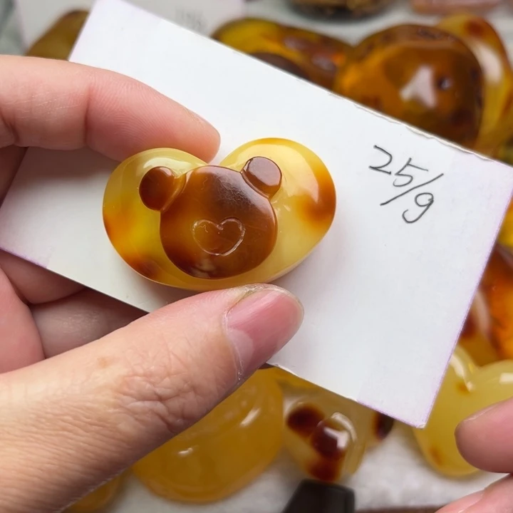 琥珀颈饰未镶嵌琥珀蜜蜡