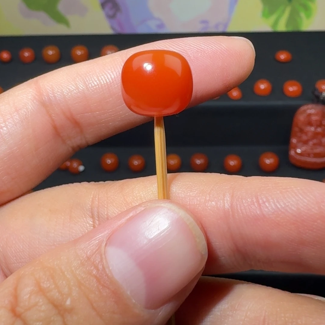 南红玛瑙未镶嵌满肉柿子红老形微纹11×10