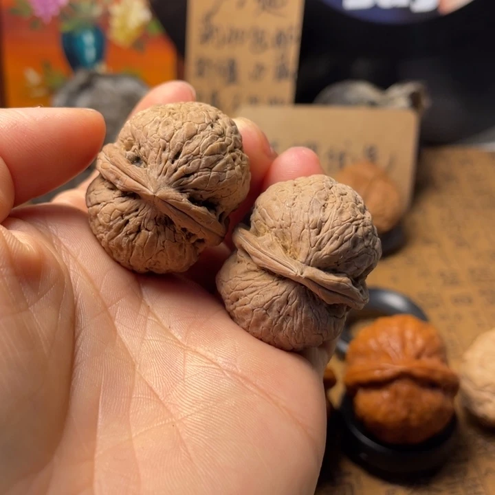 唔**｜云南铁核桃默认微瑕69