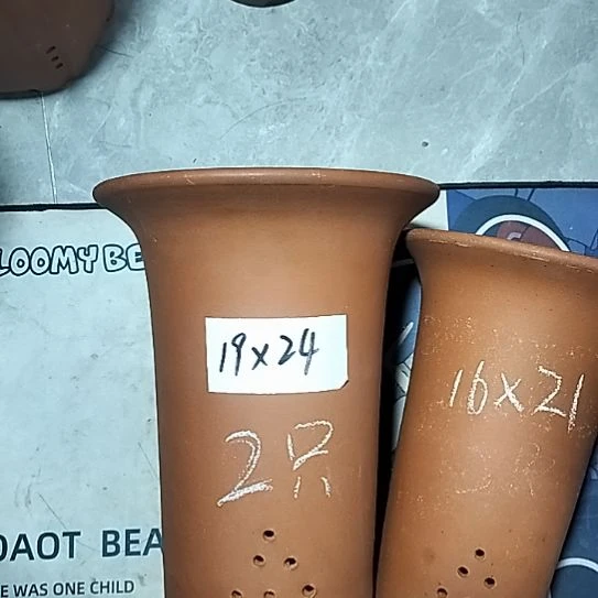 紫砂红泥兰花盆两个