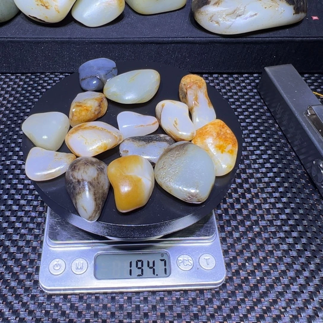 和田玉（子料）未镶嵌吊坠(不含链)194