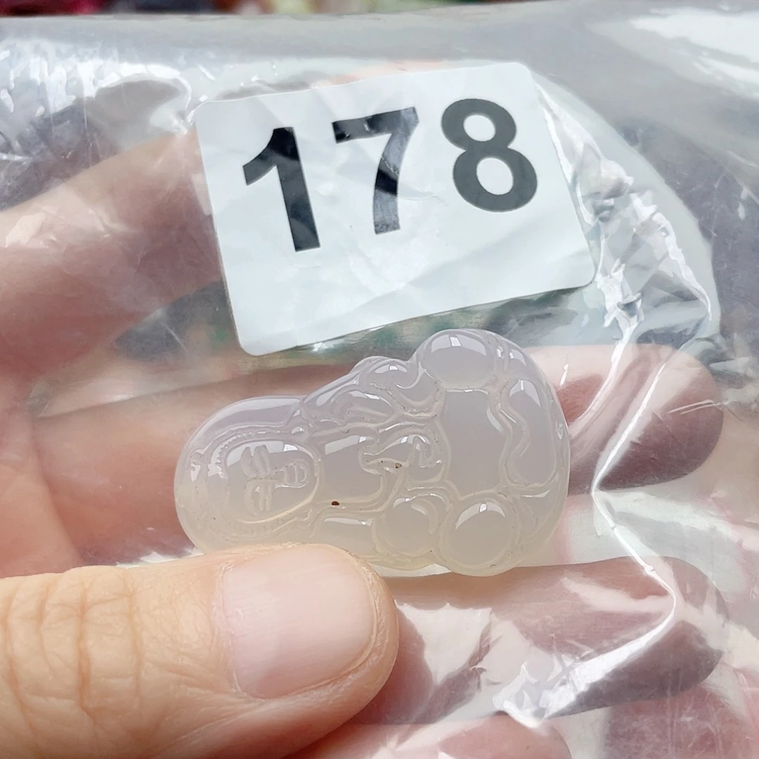 玛瑙/玉髓颈饰合金吻*羊