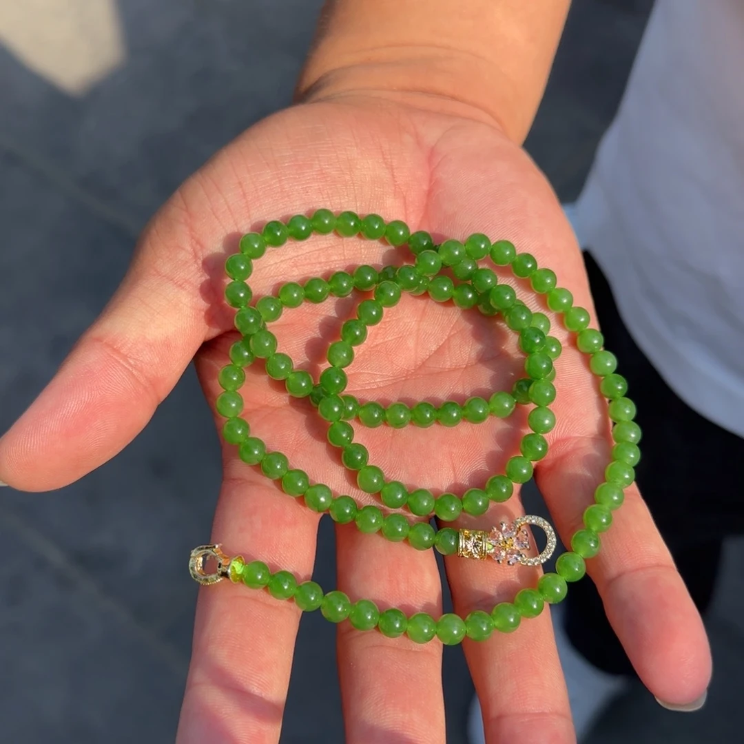 和田玉未镶嵌颈饰俄罗斯碧玉冰阳绿卡6