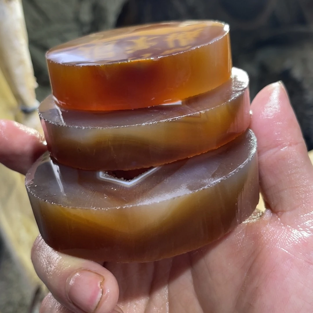 爱***点定制玛瑙手镯工费