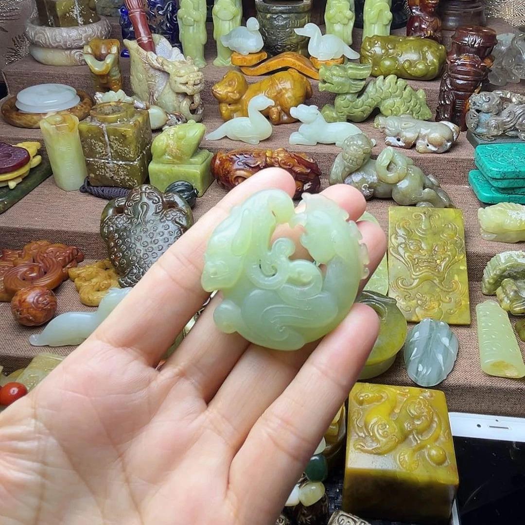 白玉菩提吊坠10。。