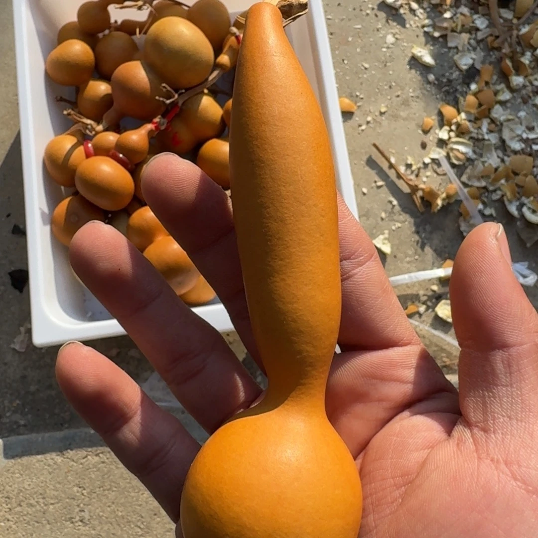 娜****那就是说要有好朋友一起吃饭一起喝