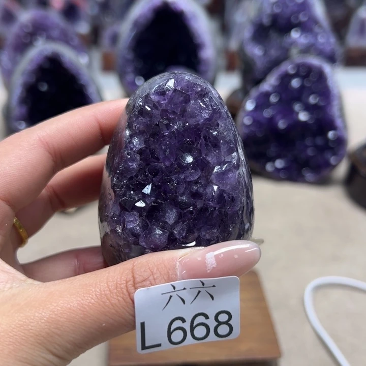 未镶嵌大型摆件（非配饰）紫晶摆件