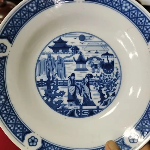 *****瓷片瓷器，各种摆件，沙锅，五厂，七厂！