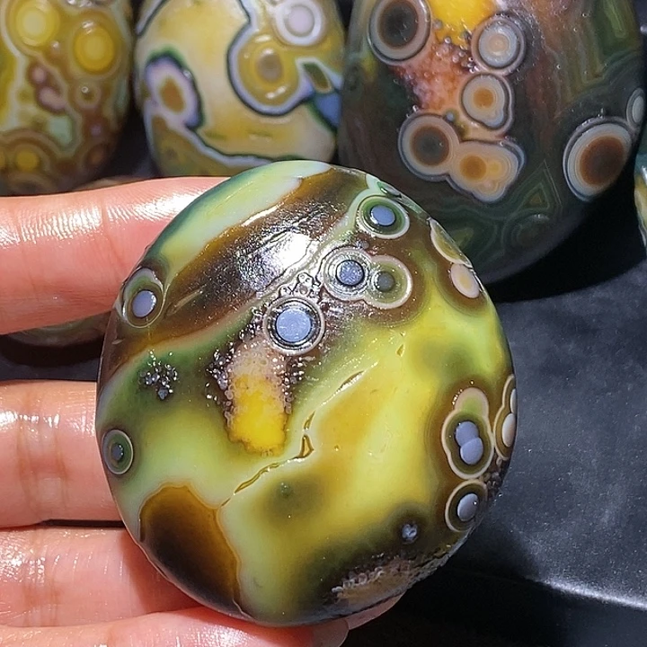 玛瑙/玉髓未镶嵌珠宝奇石99