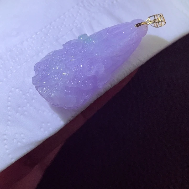 颈饰18K金镶嵌翡翠翡翠