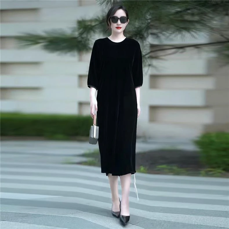 8857早秋新款轻奢连衣裙宽松气质大码遮肚高级感中长款丝绒长裙女