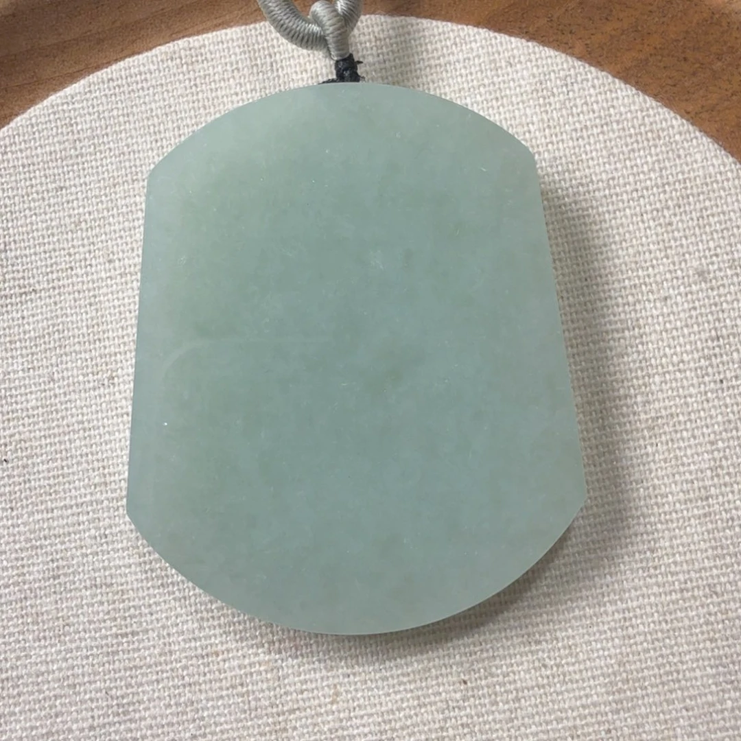 翡翠裸石翡翠福利无事牌