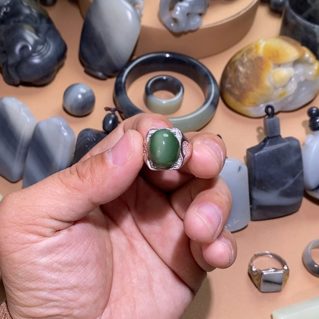 银S925镶嵌戒指和田玉