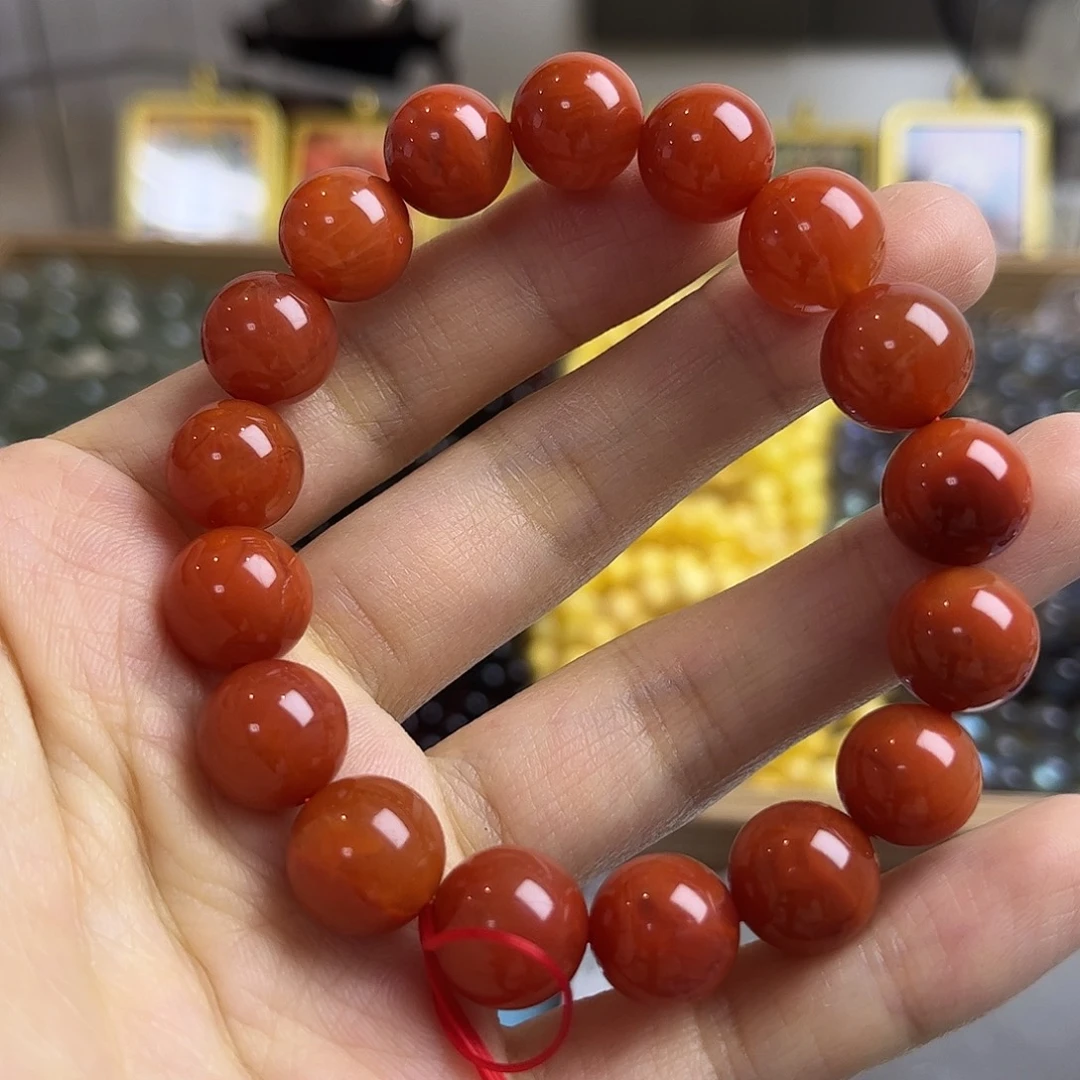 南红玛瑙未镶嵌手链矿坑