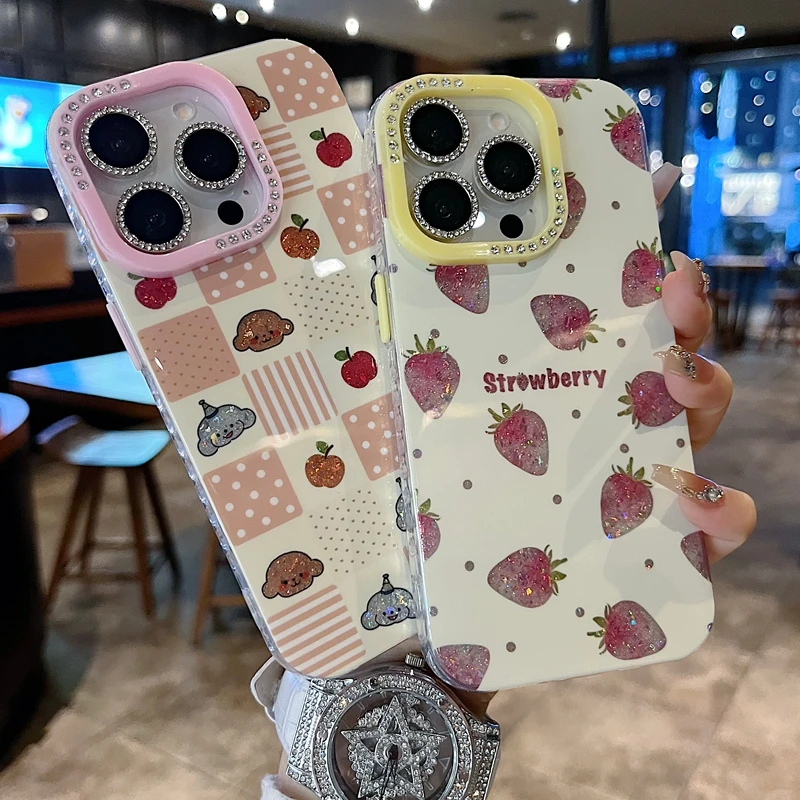 适用苹果系列iPhone16新款手机壳趣味波点草莓钻石镜框闪钻镜头膜