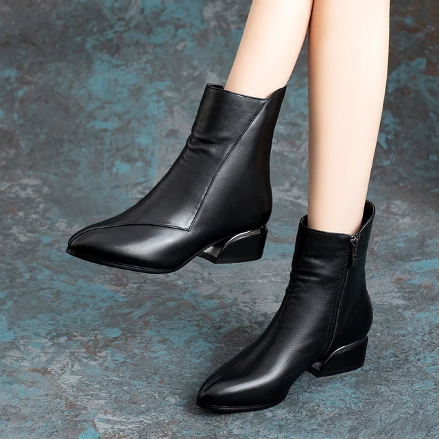 真皮短靴女单靴加绒保暖牛皮中筒马丁靴秋冬季雪地靴女士棉鞋靴子