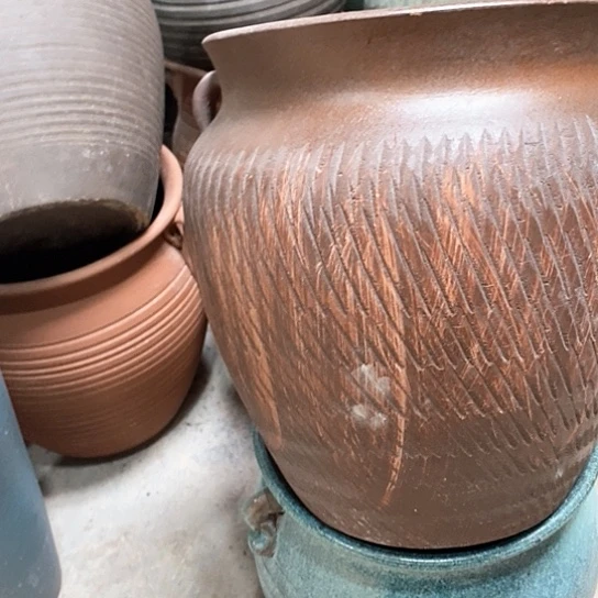 紫砂花盆口25高度31咖色