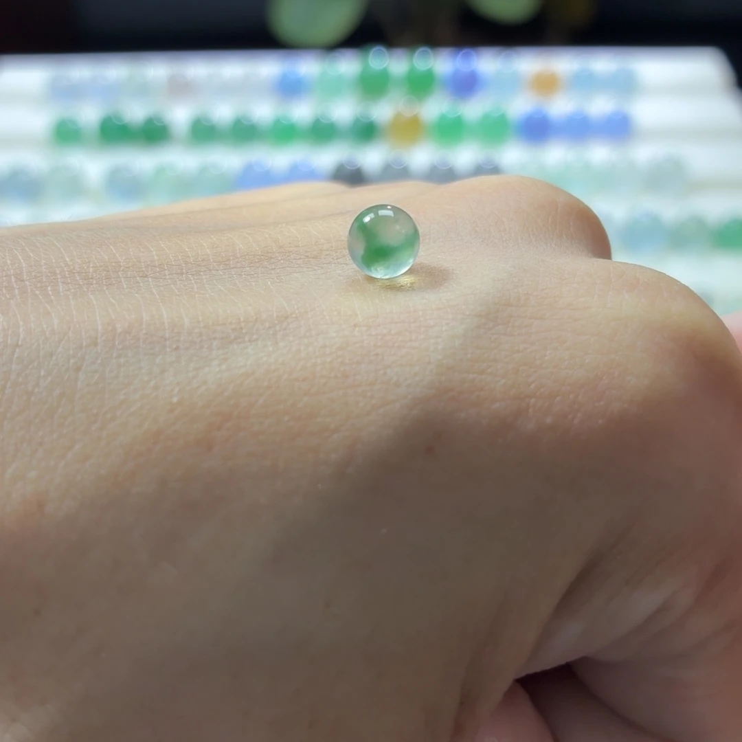 定制翡翠未镶嵌卡6.2冰飘绿