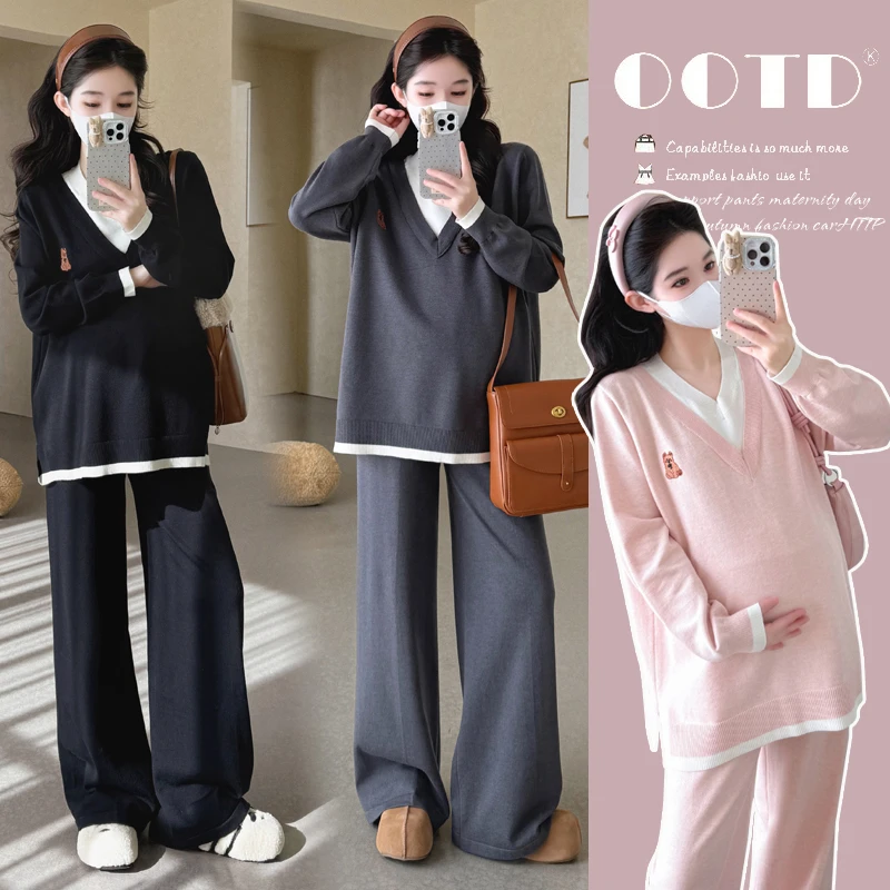 秋季孕妇装时髦洋气秋冬假两件拼接刺绣针织领休闲时尚宽松两件套