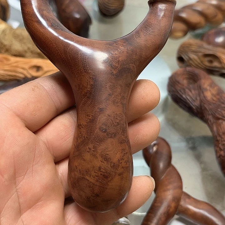 是***但木雕等艺术品上的艺术品和艺术