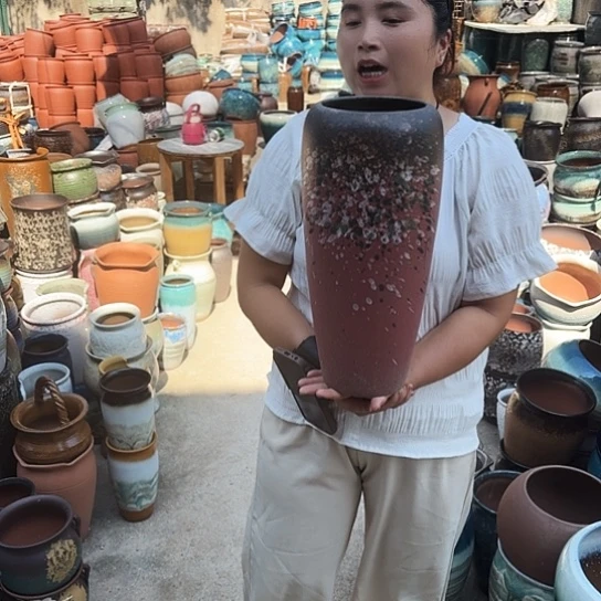 口15高42瑕疵一个盆子。