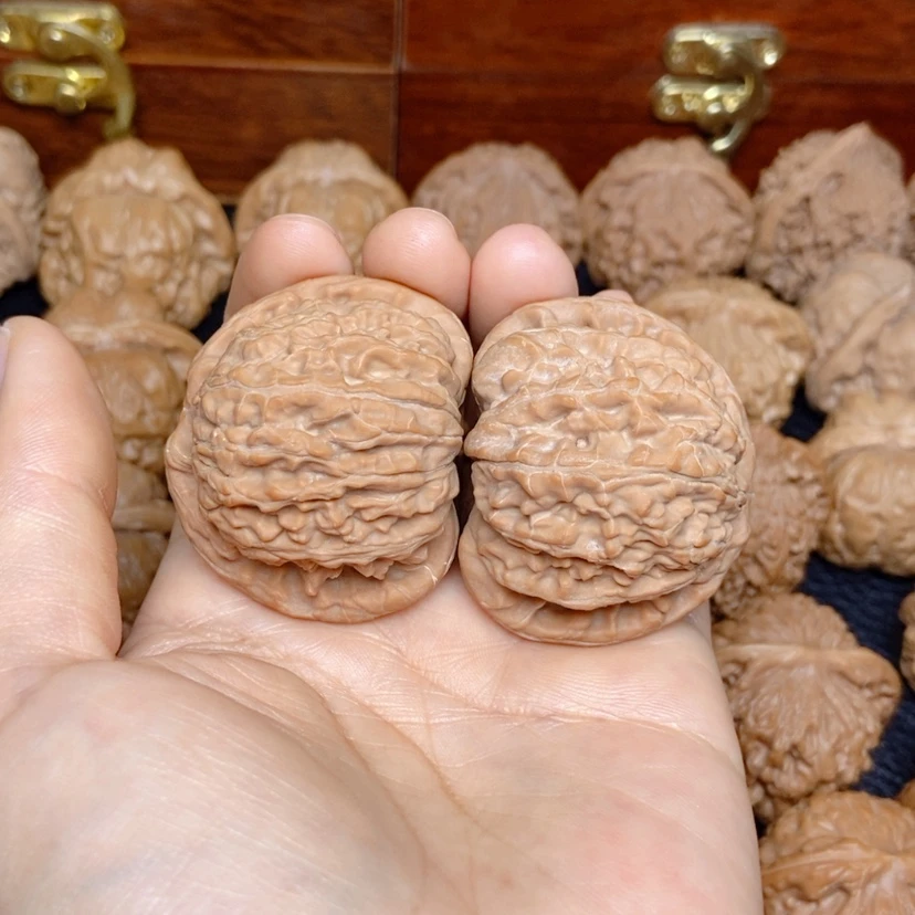 【闪购商品】文玩核桃吊坠@****客白狮子43