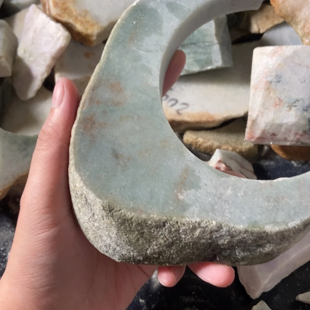 翡翠挂件未镶嵌天然翡翠