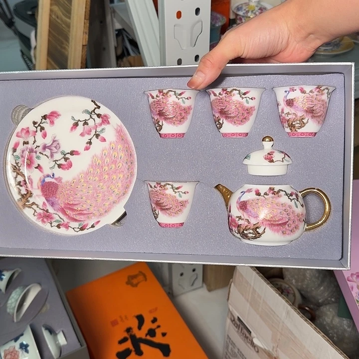 孔雀开屏套组一壶四杯