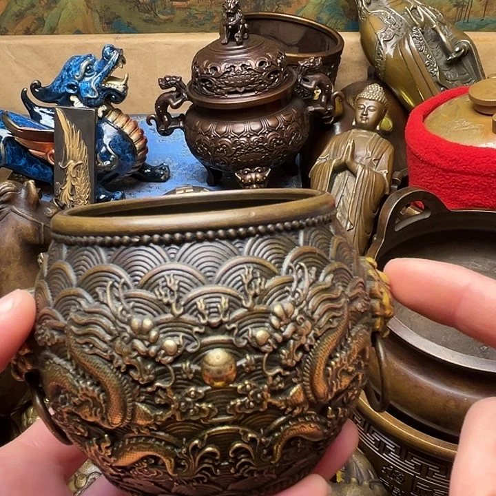 精美铜器批发档口