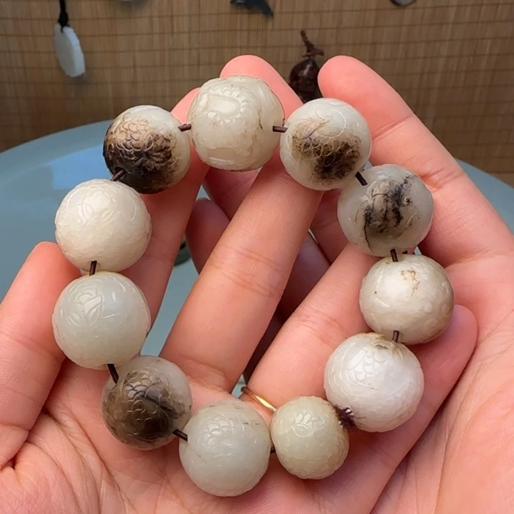 爱***玉和田玉未镶嵌吊坠(不含链)